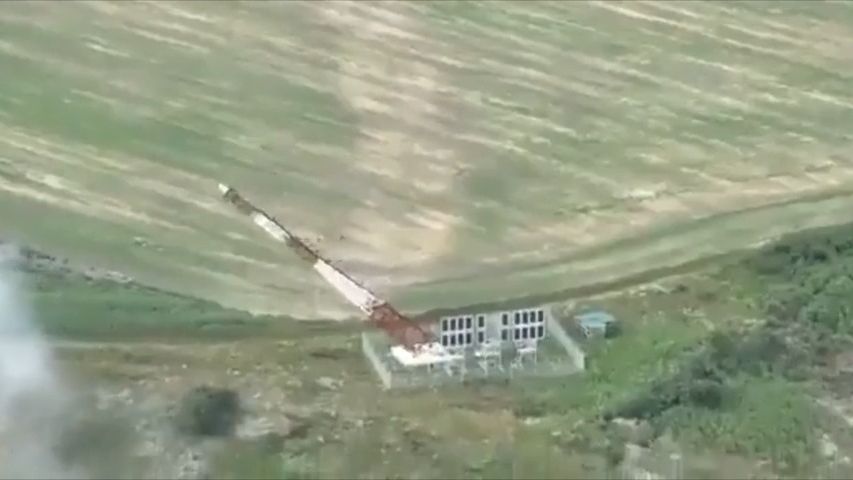 Video: Ukrajinský kamikaze dron zničil pozorovací vysílač v Rusku
